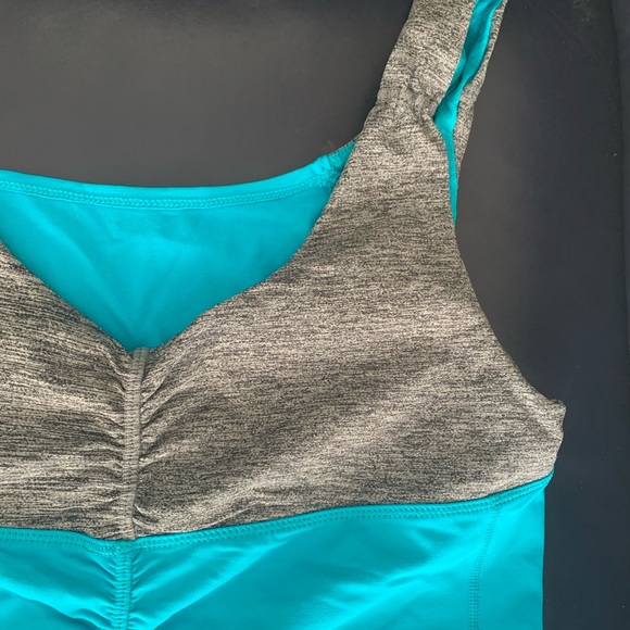 cute Lu Lu Lemon tank. bright teal blue. fits med/large - Picture 5 of 7